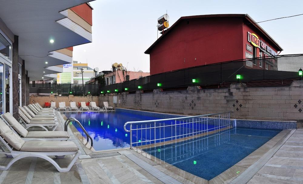 Kleopatra Sunlight Hotel Alanya Bagian luar foto